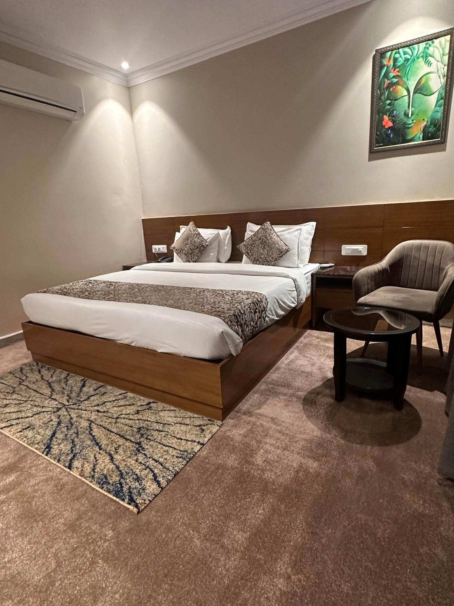 Highlands Hotel Rishikesh Ngoại thất bức ảnh